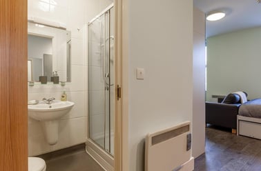 17-23 High Street, City Centre, Bangor - Image 3